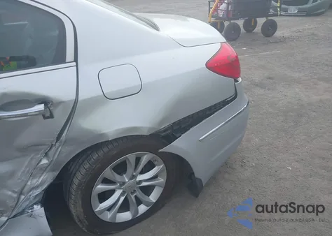 2013 Hyundai Genesis 3.8 from USA, damaged, VIN KMHGC4DD2DU245953